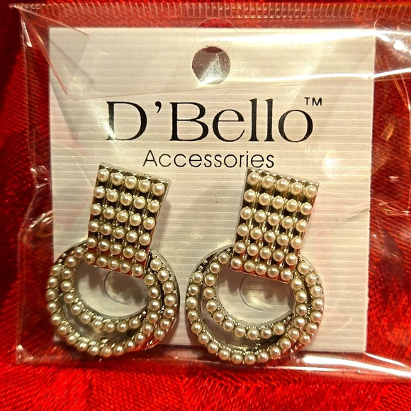 D’Bello Earrings _ Glam for less - Picture 1 of 2